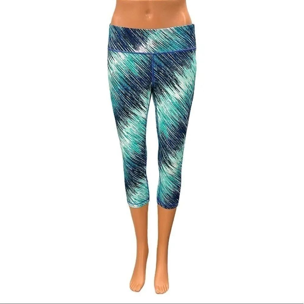 Ideology cropped leggings in Size Small
